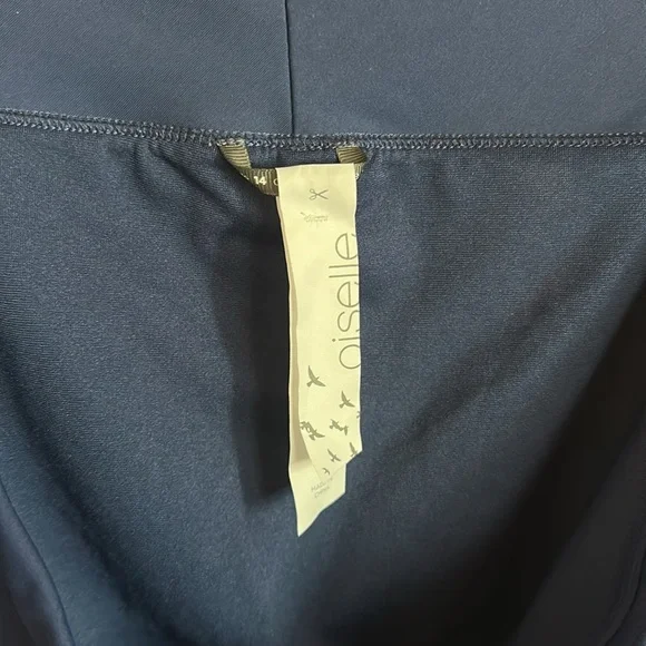 Oiselle Women’s Roga Shorts - Picture 4 of 4